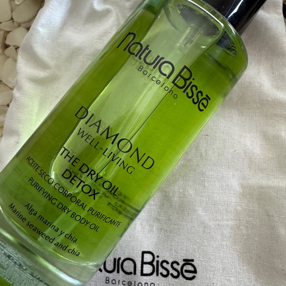 Natura Bissé Diamond Well-Living Detox Dry Oil - Green